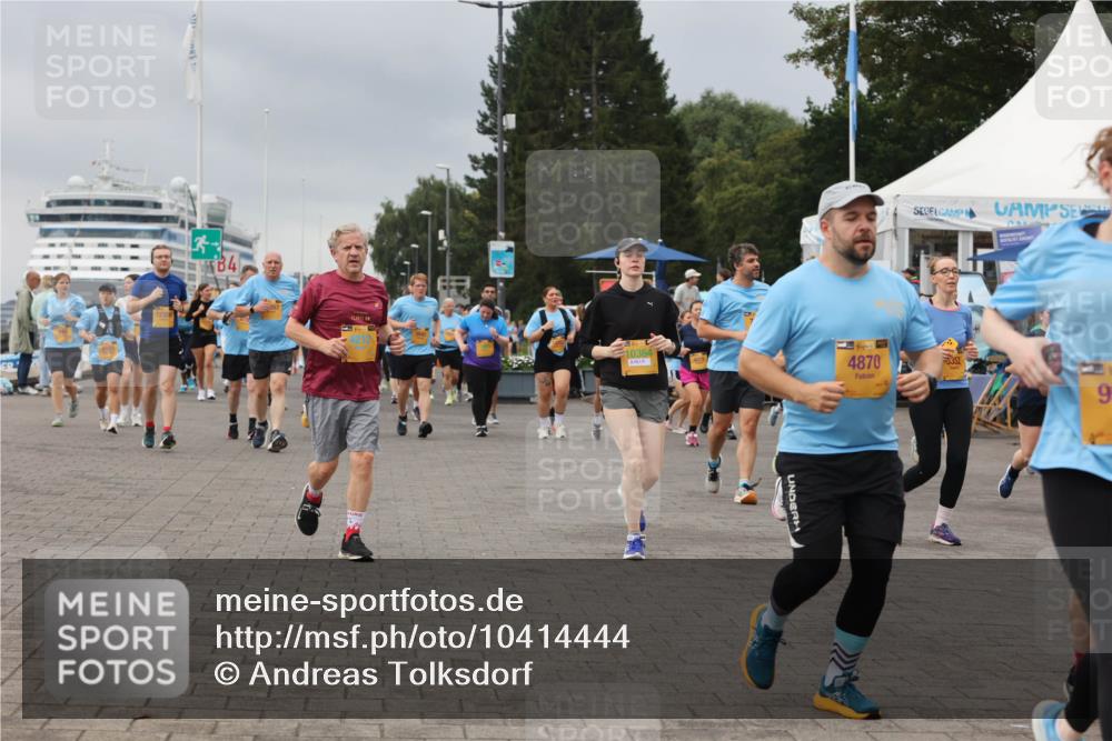 13.09.2026 - Kiel Lauf Andreas Tolksdorf http://msf.ph/oto/10414444 13.09.2026 10:05:24 Kiellinie 6193, 12356, 10364, 4870, 9 meine-sportfotos.de