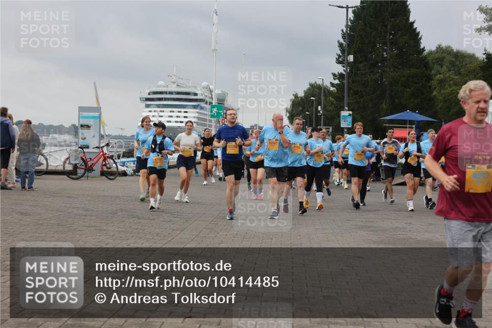 13.09.2026 - Kiel Lauf Andreas Tolksdorf http://msf.ph/oto/10414485 13.09.2026 10:05:26 Kiellinie 6193, 12356, 10397, 8782 meine-sportfotos.de