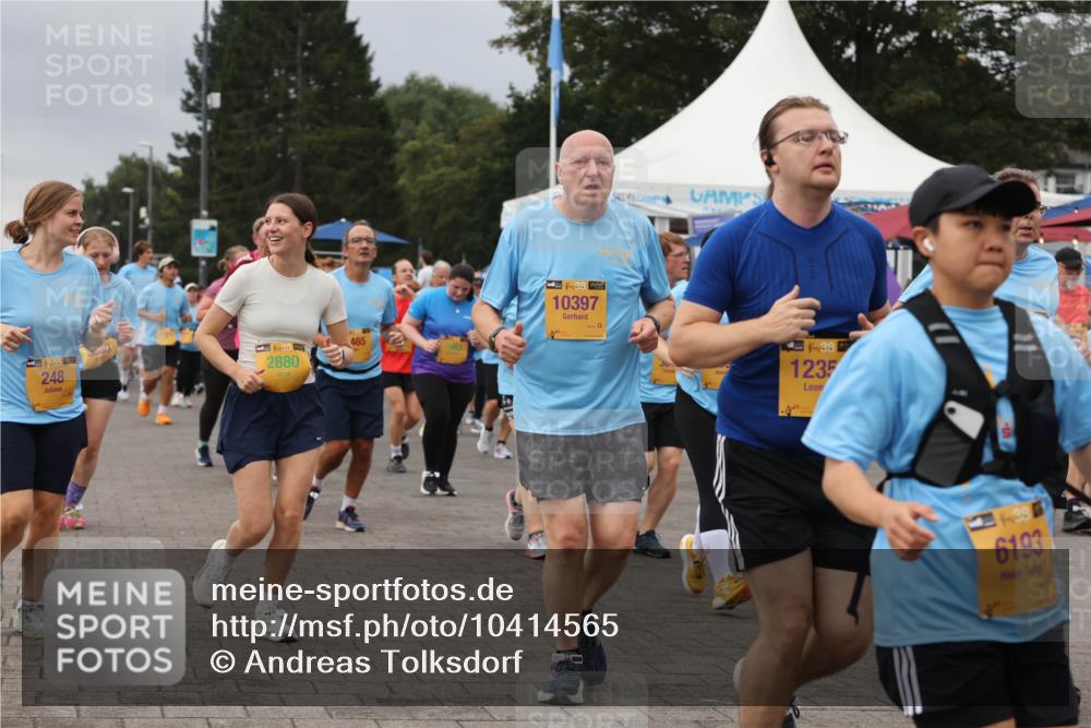 13.09.2026 - Kiel Lauf Andreas Tolksdorf http://msf.ph/oto/10414565 13.09.2026 10:05:31 Kiellinie 38, 248, 2880, 465, 7693, 38, 10397, 4, 38, 1235, 6, 39, 6193 meine-sportfotos.de