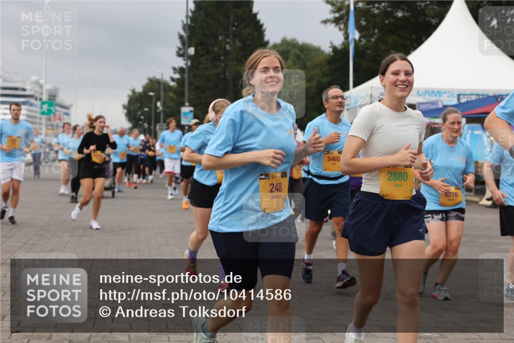 13.09.2026 - Kiel Lauf Andreas Tolksdorf http://msf.ph/oto/10414586 13.09.2026 10:05:32 Kiellinie 39, 248, 5465, 2880, 4216 meine-sportfotos.de