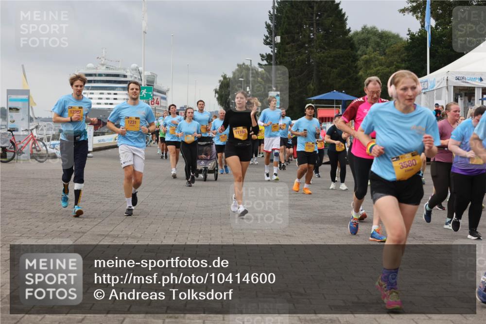 13.09.2026 - Kiel Lauf Andreas Tolksdorf http://msf.ph/oto/10414600 13.09.2026 10:05:33 Kiellinie 12397, 1231, 4, 11160, 11576, 3580 meine-sportfotos.de