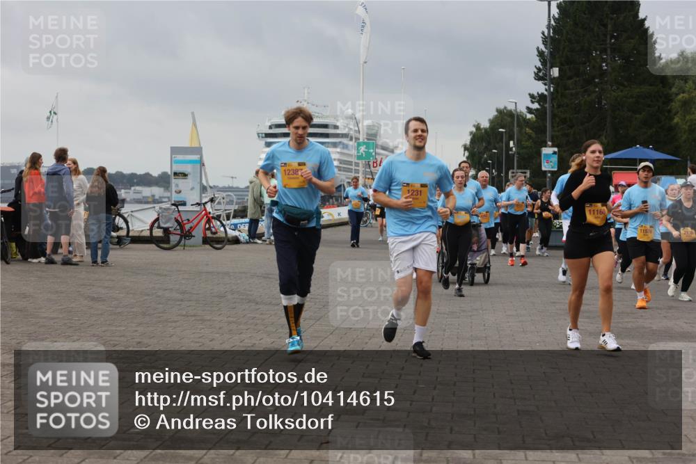 13.09.2026 - Kiel Lauf Andreas Tolksdorf http://msf.ph/oto/10414615 13.09.2026 10:05:34 Kiellinie 12387, 1231, 11160, 11576 meine-sportfotos.de