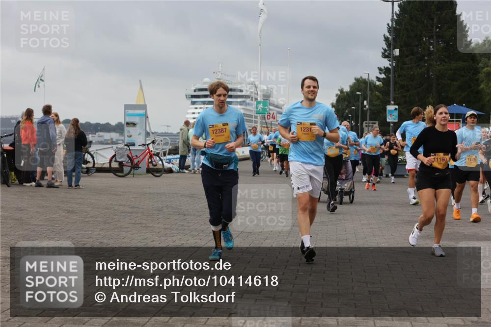13.09.2026 - Kiel Lauf Andreas Tolksdorf http://msf.ph/oto/10414618 13.09.2026 10:05:35 Kiellinie 11, 35, 12387, 139, 1231, 11160, 11576 meine-sportfotos.de