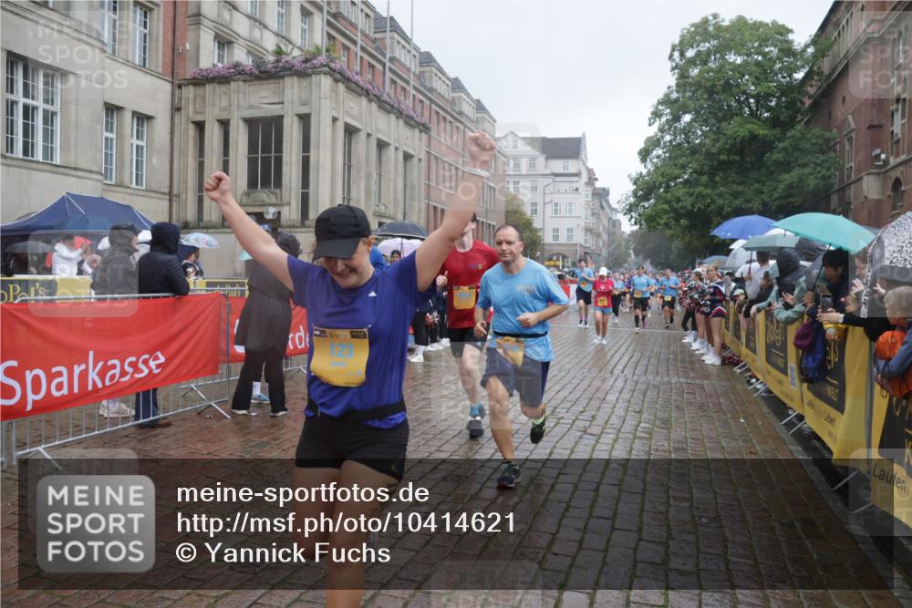 13.09.2026 - Kiel Lauf Yannick Fuchs http://msf.ph/oto/10414621 13.09.2026 10:46:26 Ziel 206, 1013, 1430, 1913, 2037, 2776, 4242, 4331, 4397, 4516, 4763, 7061, 8277, 8520, 9361, 9415, 10469, 10699, 10836, 11232, 11742, 12000, 12307, 12704, 12743, 123, 272, 498, 550, 665, 1013, 1030, 1374, 1582, 2421, 2448, 3422, 3781, 3844, 5017, 5348, 5421, 5510, 5515, 5564, 6385, 6436, 6980, 7044, 7073, 7241, 7772, 7840, 7939, 8310, 8403, 8551, 8561, 8655, 8881, 9207, 9361, 9375, 9715, 10050, 10699, 10809, 11642, 4499, 9875, 12466, 1229, 1537, 2563, 7889 meine-sportfotos.de