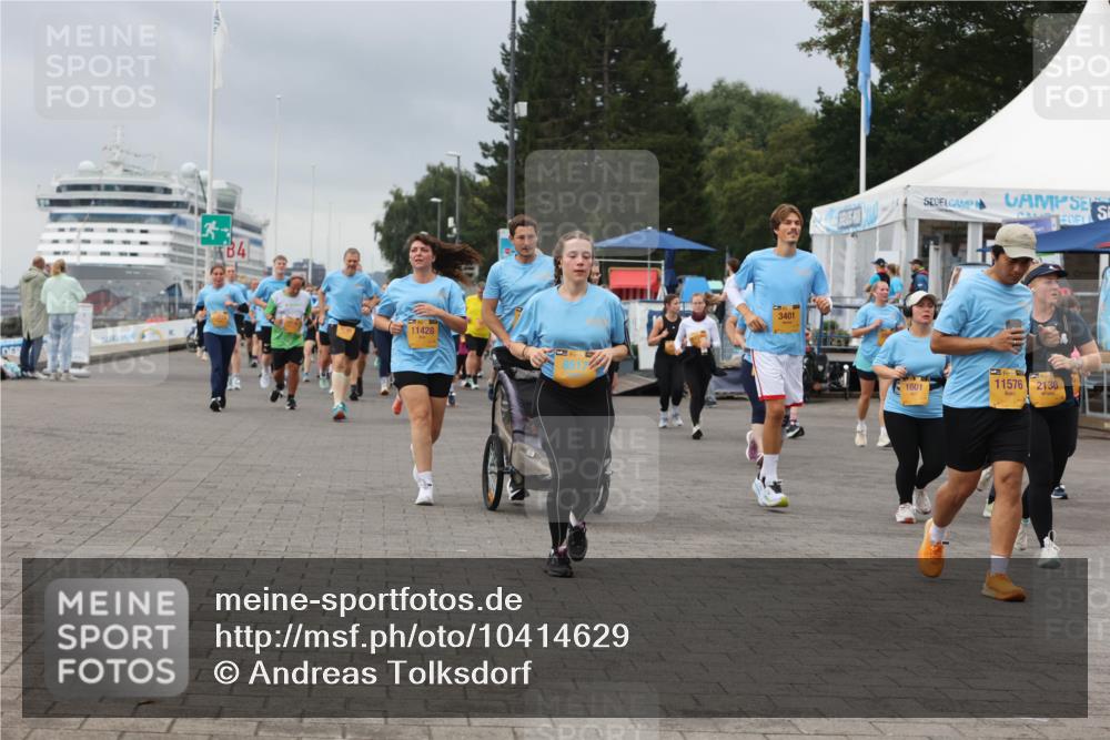 13.09.2026 - Kiel Lauf Andreas Tolksdorf http://msf.ph/oto/10414629 13.09.2026 10:05:38 Kiellinie 11428, 3401, 1601, 11576, 2136 meine-sportfotos.de