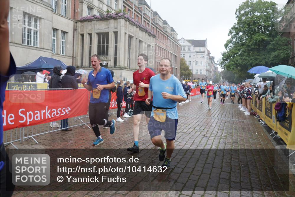 13.09.2026 - Kiel Lauf Yannick Fuchs http://msf.ph/oto/10414632 13.09.2026 10:46:27 Ziel 206, 972, 1430, 1913, 2037, 2776, 4242, 4331, 4397, 4516, 4763, 7061, 8277, 8520, 9415, 9844, 10469, 10836, 11232, 11742, 12000, 12307, 12704, 12743, 123, 272, 498, 550, 665, 1013, 1030, 1374, 1582, 2448, 2776, 3422, 3781, 3844, 4397, 4516, 5017, 5348, 5421, 5510, 5515, 5564, 6385, 6436, 6980, 7044, 7073, 7241, 7772, 7840, 7939, 8310, 8403, 8551, 8561, 8655, 8881, 9207, 9361, 9375, 9715, 10050, 10699, 10809, 11642, 4499, 9875, 12466, 7889 meine-sportfotos.de