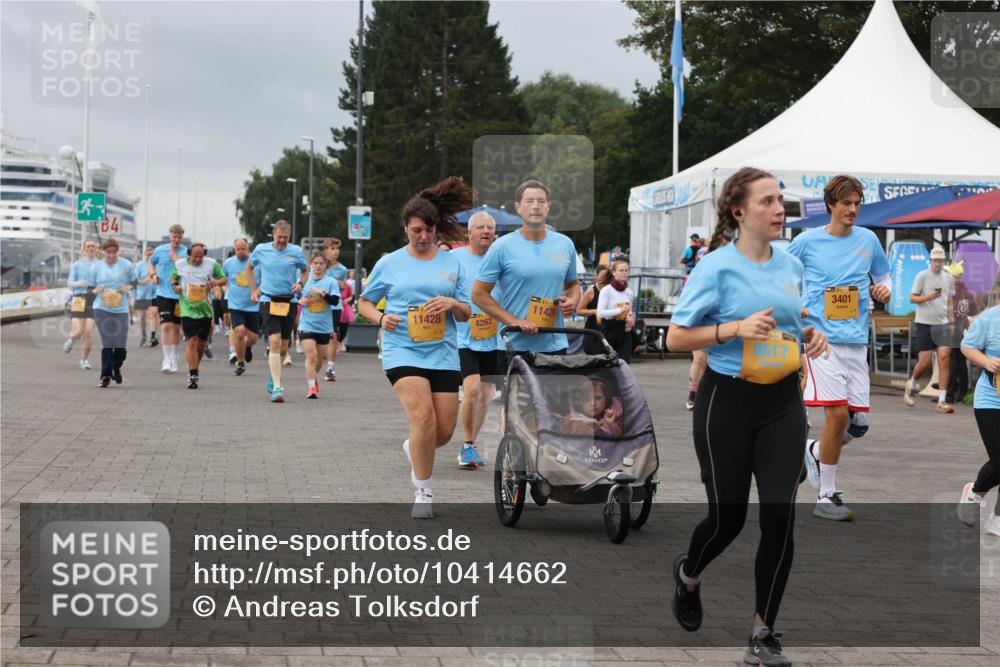 13.09.2026 - Kiel Lauf Andreas Tolksdorf http://msf.ph/oto/10414662 13.09.2026 10:05:40 Kiellinie 34, 11210, 11429, 11428, 4262, 3401 meine-sportfotos.de
