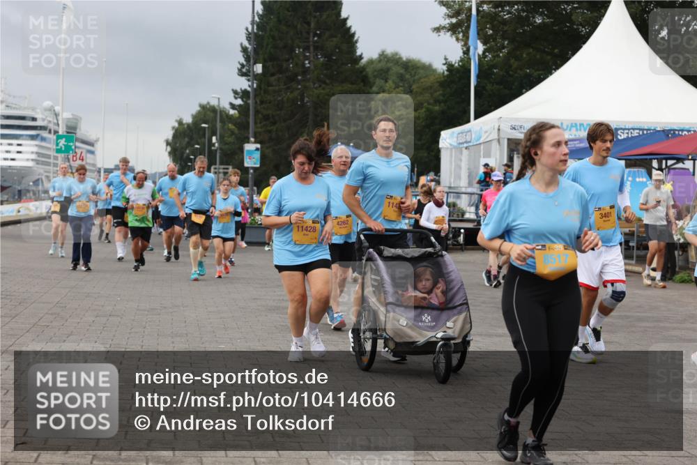 13.09.2026 - Kiel Lauf Andreas Tolksdorf http://msf.ph/oto/10414666 13.09.2026 10:05:40 Kiellinie 84, 10130, 11428, 4262, 1142, 381, 8517, 3401 meine-sportfotos.de
