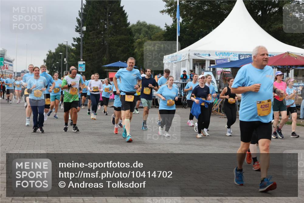 13.09.2026 - Kiel Lauf Andreas Tolksdorf http://msf.ph/oto/10414702 13.09.2026 10:05:43 Kiellinie 84, 11210, 4391, 10130, 9182, 4262 meine-sportfotos.de