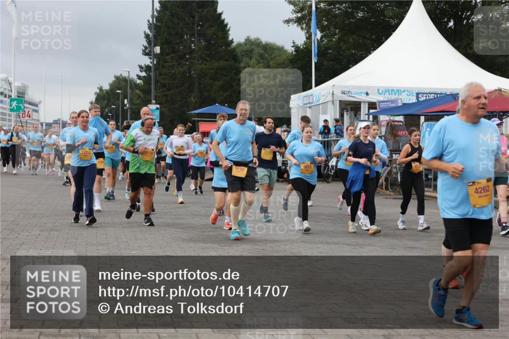 13.09.2026 - Kiel Lauf Andreas Tolksdorf http://msf.ph/oto/10414707 13.09.2026 10:05:43 Kiellinie 0130, 9873, 11210, 9182, 1, 3, 4262 meine-sportfotos.de