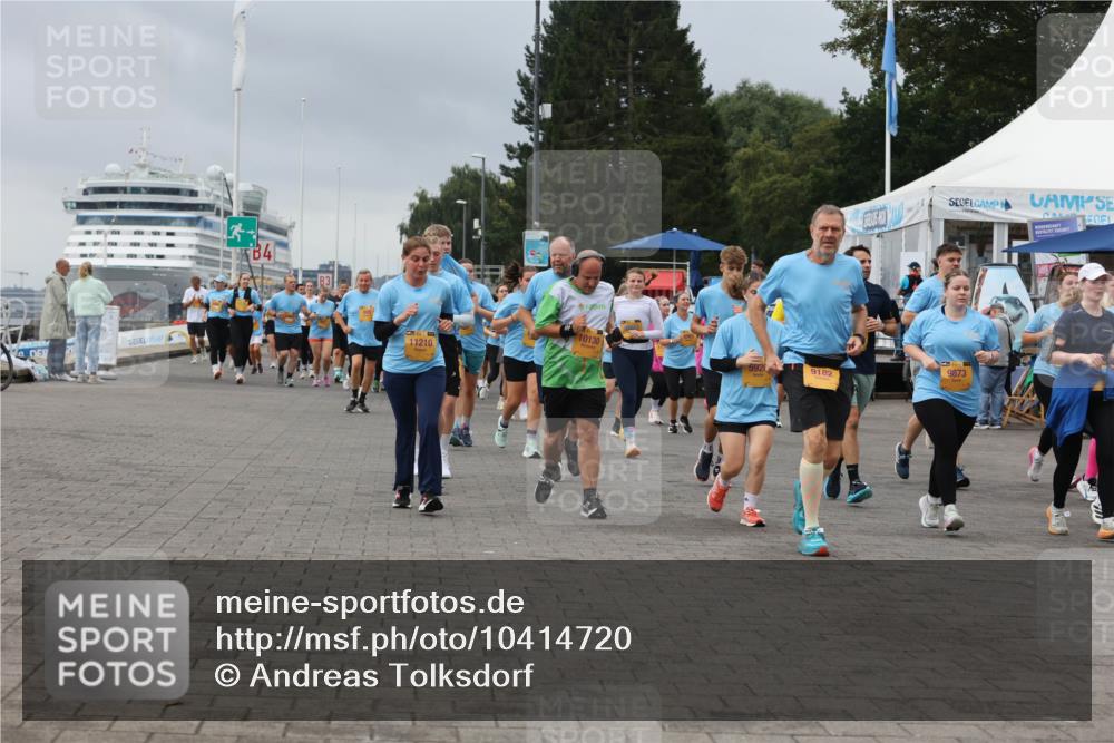13.09.2026 - Kiel Lauf Andreas Tolksdorf http://msf.ph/oto/10414720 13.09.2026 10:05:44 Kiellinie 4, 10130, 11210, 5920, 9873, 9182 meine-sportfotos.de