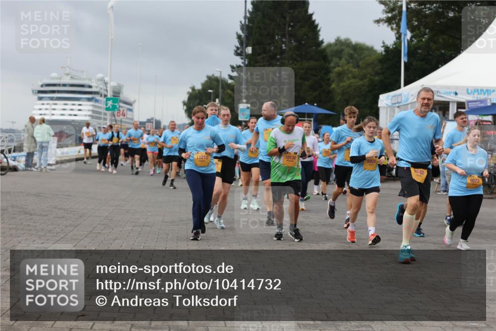 13.09.2026 - Kiel Lauf Andreas Tolksdorf http://msf.ph/oto/10414732 13.09.2026 10:05:44 Kiellinie 841, 10130, 5920, 11210, 9182, 9873 meine-sportfotos.de