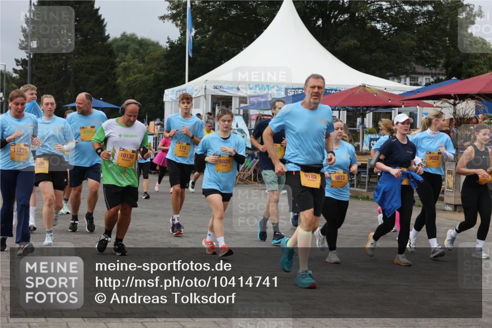 13.09.2026 - Kiel Lauf Andreas Tolksdorf http://msf.ph/oto/10414741 13.09.2026 10:05:46 Kiellinie 11210, 3635, 4392, 173, 10130, 5920, 977, 9182, 9873, 9022 meine-sportfotos.de