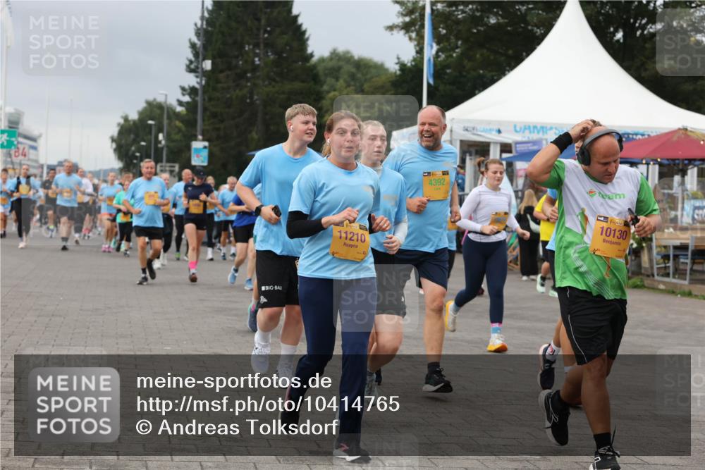 13.09.2026 - Kiel Lauf Andreas Tolksdorf http://msf.ph/oto/10414765 13.09.2026 10:05:47 Kiellinie 84, 48, 11210, 4392, 38, 10130 meine-sportfotos.de