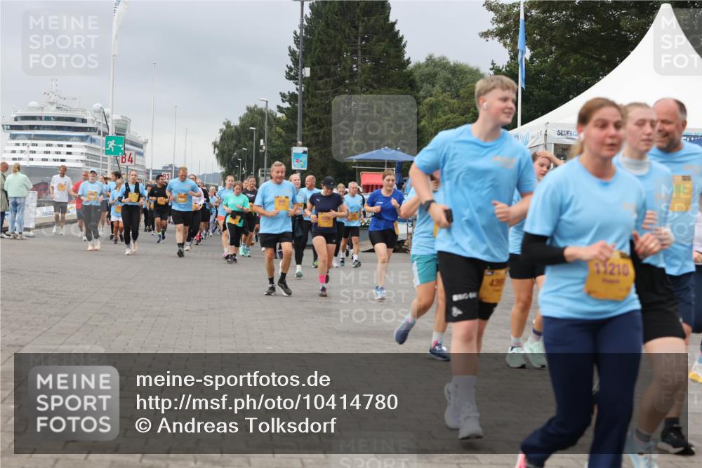 13.09.2026 - Kiel Lauf Andreas Tolksdorf http://msf.ph/oto/10414780 13.09.2026 10:05:48 Kiellinie 439, 11210 meine-sportfotos.de