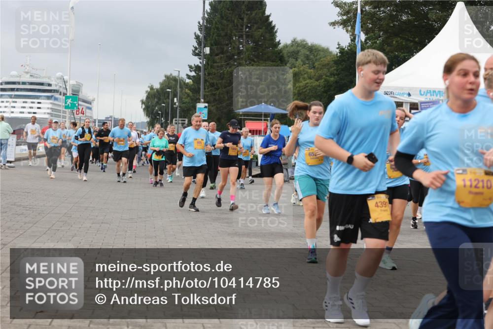 13.09.2026 - Kiel Lauf Andreas Tolksdorf http://msf.ph/oto/10414785 13.09.2026 10:05:48 Kiellinie 3, 805, 65, 4391, 11210 meine-sportfotos.de