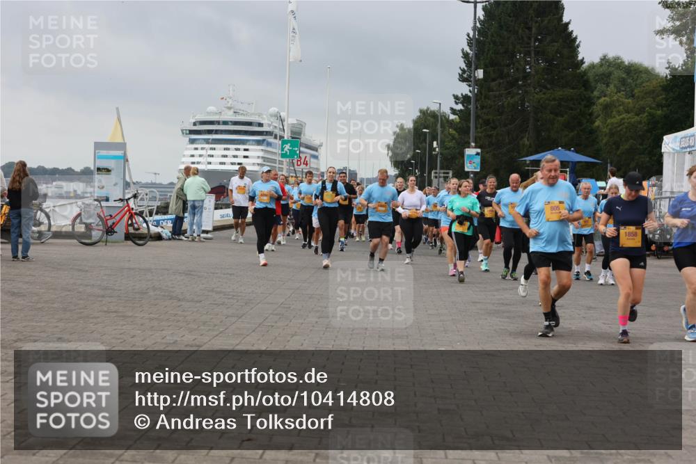 13.09.2026 - Kiel Lauf Andreas Tolksdorf http://msf.ph/oto/10414808 13.09.2026 10:05:50 Kiellinie 13, 4, 805, 1858 meine-sportfotos.de
