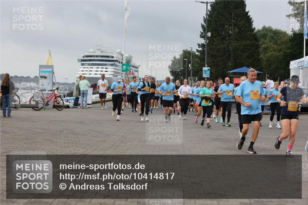 13.09.2026 - Kiel Lauf Andreas Tolksdorf http://msf.ph/oto/10414817 13.09.2026 10:05:51 Kiellinie 4, 805, 1858 meine-sportfotos.de