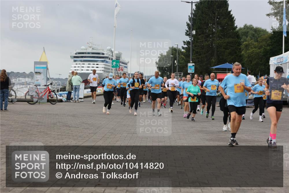 13.09.2026 - Kiel Lauf Andreas Tolksdorf http://msf.ph/oto/10414820 13.09.2026 10:05:51 Kiellinie 4, 805, 1858 meine-sportfotos.de