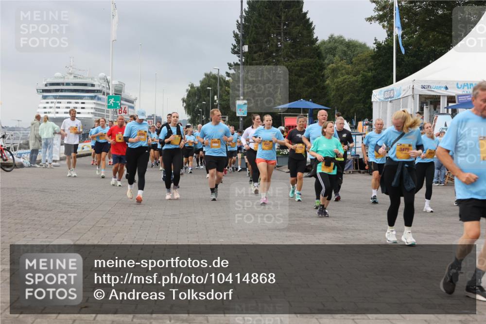13.09.2026 - Kiel Lauf Andreas Tolksdorf http://msf.ph/oto/10414868 13.09.2026 10:05:53 Kiellinie 4, 831, 8704, 10057, 3475 meine-sportfotos.de