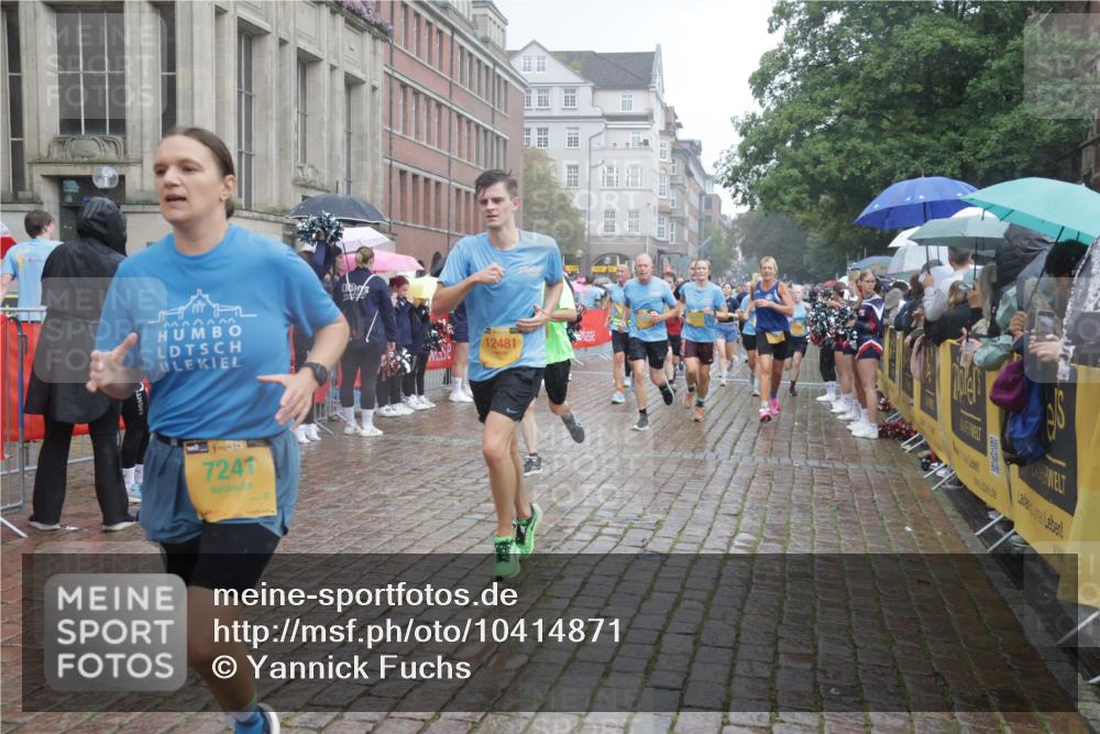 13.09.2026 - Kiel Lauf Yannick Fuchs http://msf.ph/oto/10414871 13.09.2026 10:46:44 Ziel 1325, 1982, 2551, 2594, 2702, 3109, 3117, 3533, 3677, 4499, 4674, 5591, 5974, 6551, 6874, 6909, 8219, 8283, 8475, 8678, 8901, 9248, 9713, 9875, 10398, 10706, 10814, 12260, 12466, 206, 972, 1013, 1325, 1430, 1913, 2027, 2037, 2448, 2776, 3117, 3422, 3677, 4242, 4331, 4397, 4516, 4763, 5017, 5421, 7044, 7061, 7241, 7840, 8277, 8310, 8520, 8678, 9361, 9415, 9844, 10469, 10699, 10758, 10836, 11232, 11642, 12000, 12704, 85, 111 meine-sportfotos.de
