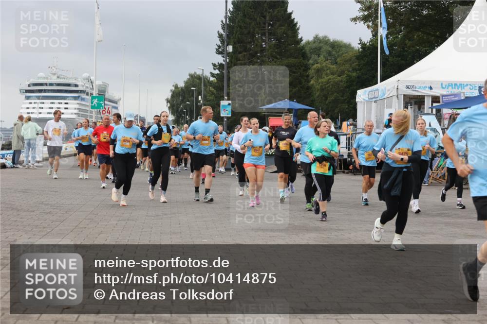13.09.2026 - Kiel Lauf Andreas Tolksdorf http://msf.ph/oto/10414875 13.09.2026 10:05:53 Kiellinie 4, 8704, 10057, 3475 meine-sportfotos.de