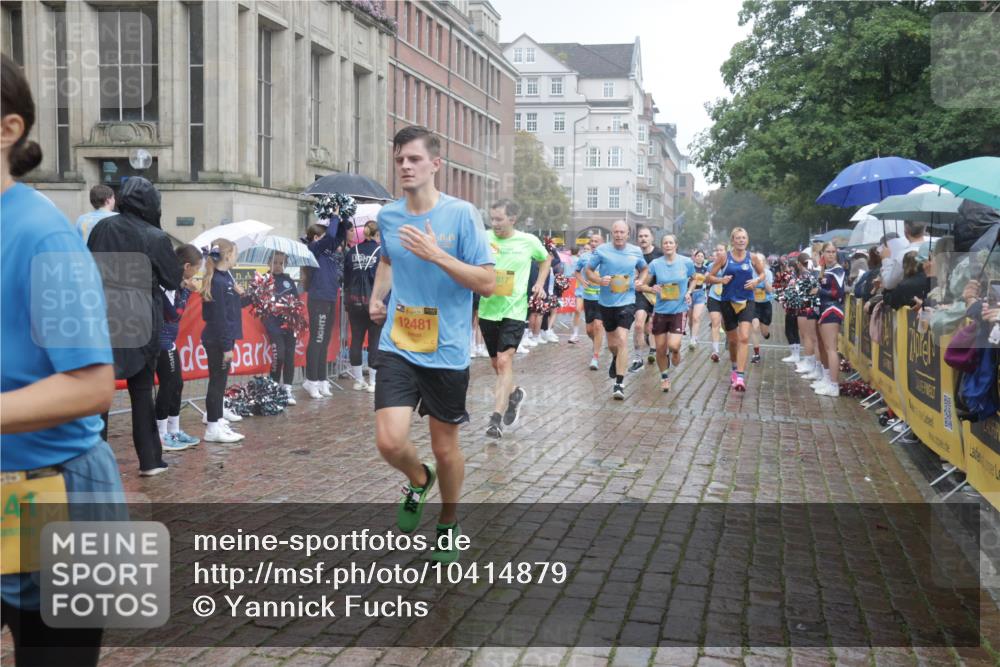 13.09.2026 - Kiel Lauf Yannick Fuchs http://msf.ph/oto/10414879 13.09.2026 10:46:44 Ziel 1325, 1982, 2551, 2594, 2702, 3109, 3117, 3533, 3677, 4499, 4674, 5591, 5974, 6551, 6874, 6909, 8219, 8283, 8475, 8678, 8901, 9248, 9713, 9875, 10398, 10706, 10814, 12260, 12466, 206, 972, 1013, 1325, 1430, 1913, 2027, 2037, 2448, 2776, 3117, 3422, 3677, 4242, 4331, 4397, 4516, 4763, 5017, 5421, 7044, 7061, 7241, 7840, 8277, 8310, 8520, 8678, 9361, 9415, 9844, 10469, 10699, 10758, 10836, 11232, 11642, 12000, 12704, 85, 111 meine-sportfotos.de