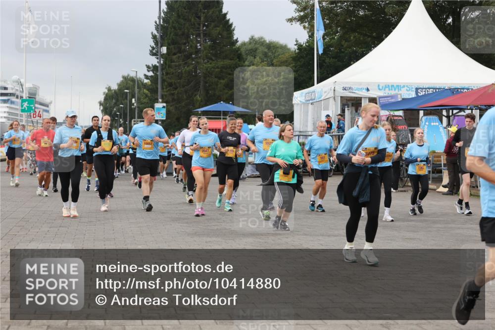 13.09.2026 - Kiel Lauf Andreas Tolksdorf http://msf.ph/oto/10414880 13.09.2026 10:05:54 Kiellinie 3, 4, 3414, 10057, 2041, 5527, 7367 meine-sportfotos.de