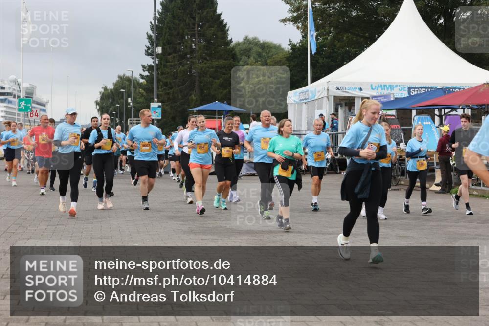13.09.2026 - Kiel Lauf Andreas Tolksdorf http://msf.ph/oto/10414884 13.09.2026 10:05:54 Kiellinie 4, 10057, 2041, 552, 736 meine-sportfotos.de