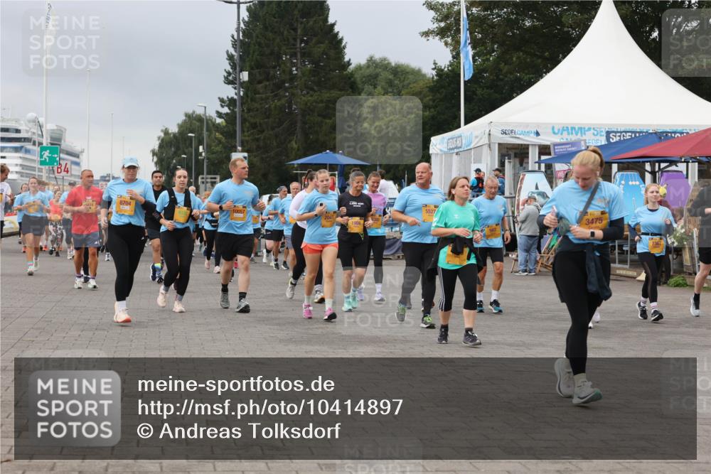 13.09.2026 - Kiel Lauf Andreas Tolksdorf http://msf.ph/oto/10414897 13.09.2026 10:05:54 Kiellinie 13, 8704, 10057, 2041, 1906, 5527, 39, 3475 meine-sportfotos.de