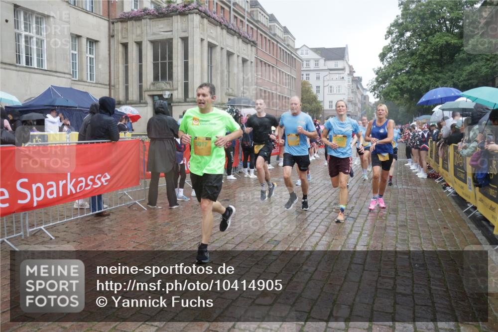 13.09.2026 - Kiel Lauf Yannick Fuchs http://msf.ph/oto/10414905 13.09.2026 10:46:46 Ziel 898, 1982, 2551, 2594, 2702, 3109, 3533, 3878, 3964, 4499, 4674, 5449, 5591, 5974, 6551, 6874, 6909, 8219, 8283, 8475, 8901, 9248, 9713, 9875, 10398, 10706, 10814, 11075, 12260, 12466, 206, 972, 1013, 1325, 1430, 1913, 2027, 2037, 2448, 2776, 3117, 3422, 3677, 4242, 4331, 4397, 4499, 4516, 4763, 5017, 5421, 7044, 7061, 7840, 8277, 8310, 8520, 8678, 9361, 9415, 9844, 10469, 10699, 10758, 10836, 11232, 11642, 12000, 12704, 85, 111 meine-sportfotos.de