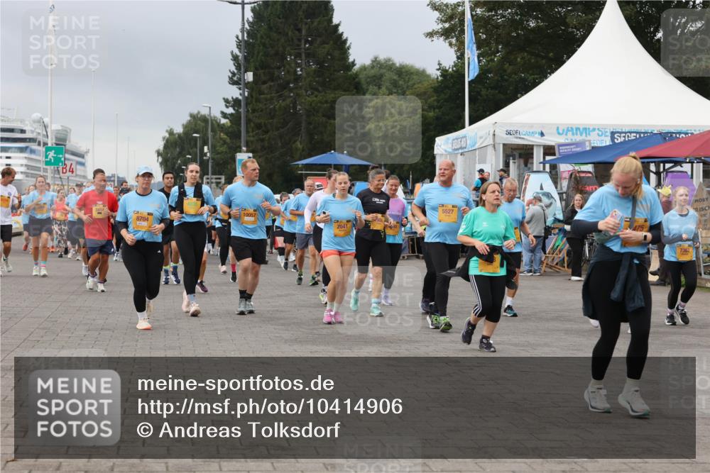 13.09.2026 - Kiel Lauf Andreas Tolksdorf http://msf.ph/oto/10414906 13.09.2026 10:05:55 Kiellinie 13, 4, 5527, 10057, 8704, 2041, 7367 meine-sportfotos.de