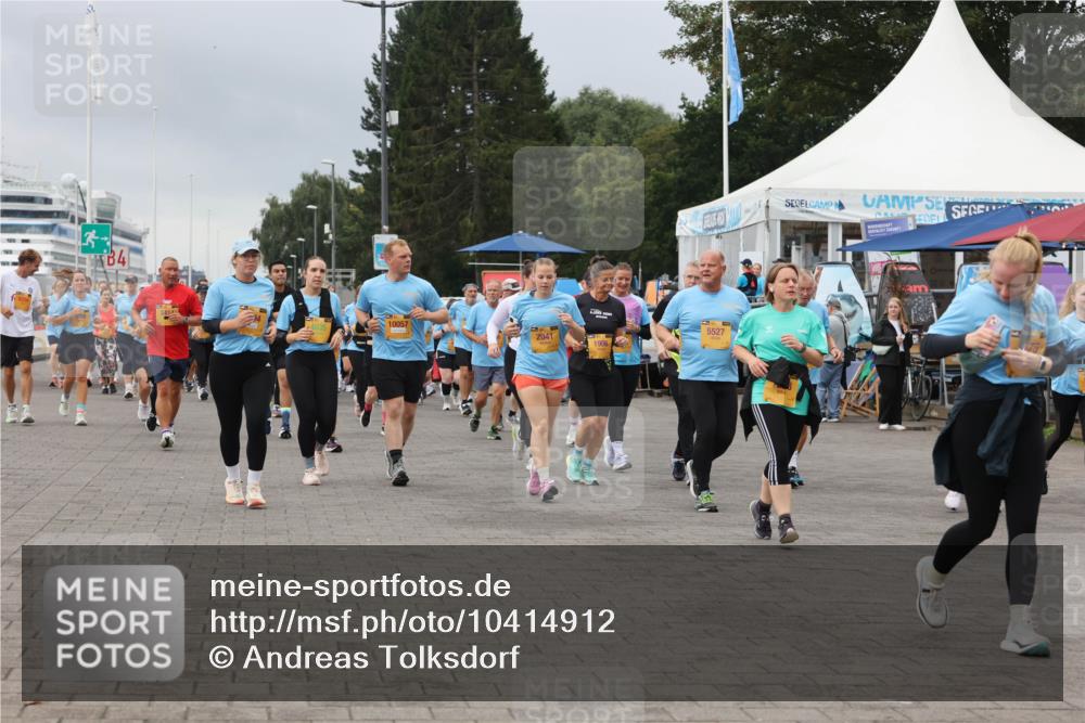 13.09.2026 - Kiel Lauf Andreas Tolksdorf http://msf.ph/oto/10414912 13.09.2026 10:05:55 Kiellinie 10057, 2041, 5527 meine-sportfotos.de