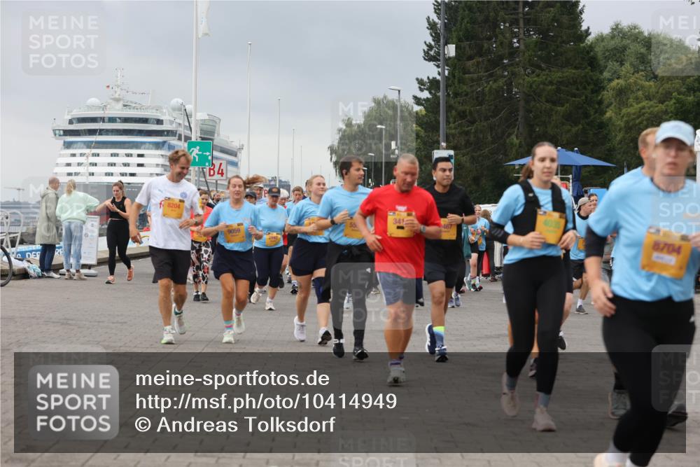 13.09.2026 - Kiel Lauf Andreas Tolksdorf http://msf.ph/oto/10414949 13.09.2026 10:05:57 Kiellinie 8204, 3, 4, 9059, 341, 8704 meine-sportfotos.de