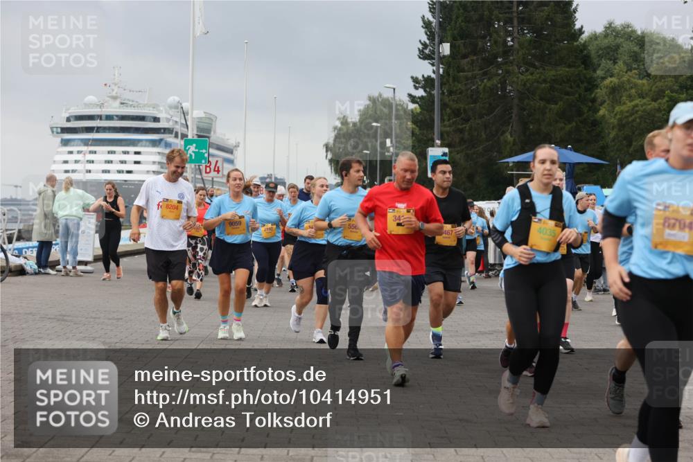 13.09.2026 - Kiel Lauf Andreas Tolksdorf http://msf.ph/oto/10414951 13.09.2026 10:05:58 Kiellinie 8204, 4, 342, 9059, 2192, 556, 467, 4035, 8704 meine-sportfotos.de