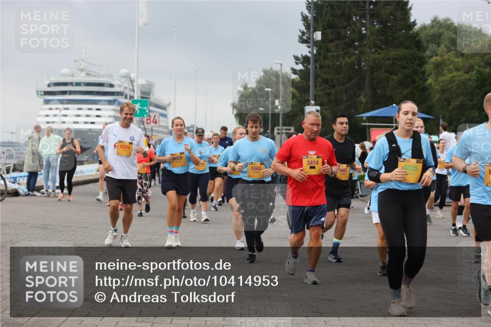 13.09.2026 - Kiel Lauf Andreas Tolksdorf http://msf.ph/oto/10414953 13.09.2026 10:05:58 Kiellinie 84, 8204, 9059, 38, 3414, 5565, 9467, 4035 meine-sportfotos.de