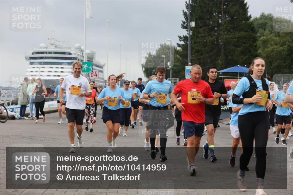 13.09.2026 - Kiel Lauf Andreas Tolksdorf http://msf.ph/oto/10414959 13.09.2026 10:05:58 Kiellinie 8204, 13, 84, 9059, 192, 5565, 341, 67, 7005 meine-sportfotos.de
