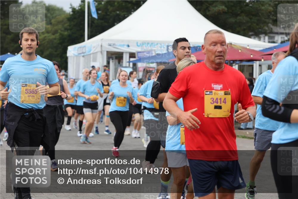 13.09.2026 - Kiel Lauf Andreas Tolksdorf http://msf.ph/oto/10414978 13.09.2026 10:06:02 Kiellinie 38, 5565, 12578, 38, 3414 meine-sportfotos.de
