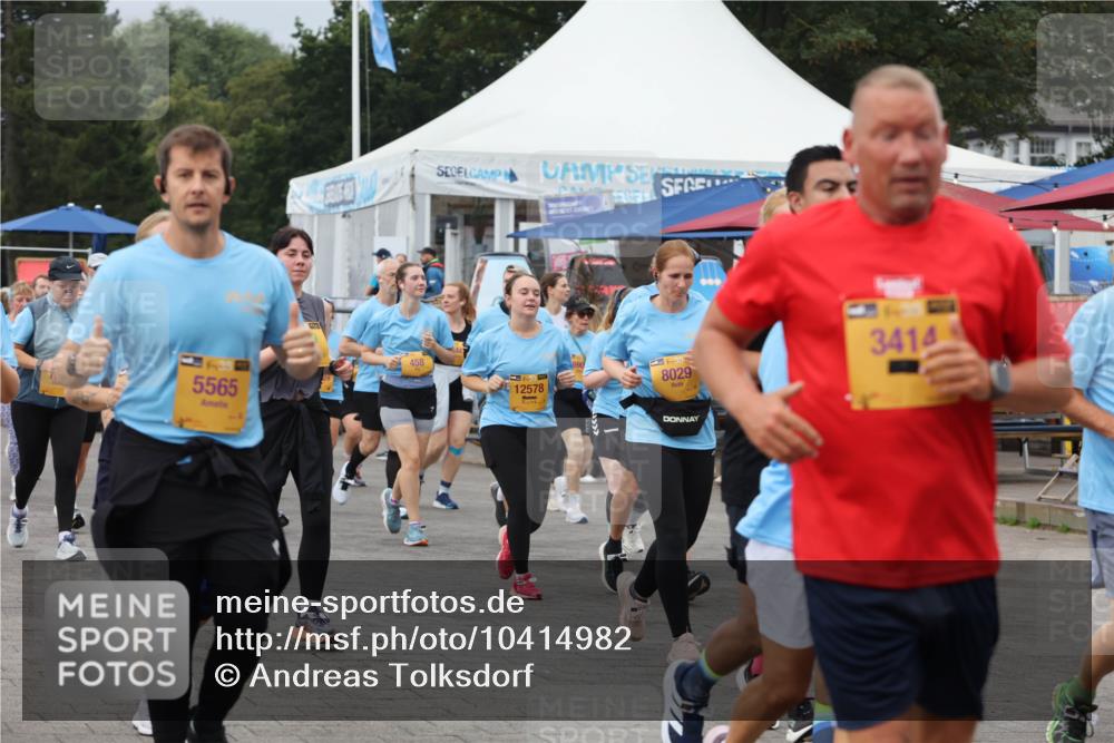 13.09.2026 - Kiel Lauf Andreas Tolksdorf http://msf.ph/oto/10414982 13.09.2026 10:06:02 Kiellinie 5565, 458, 12578, 39, 8029, 3414 meine-sportfotos.de