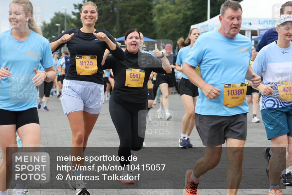13.09.2026 - Kiel Lauf Andreas Tolksdorf http://msf.ph/oto/10415057 13.09.2026 10:06:09 Kiellinie 9125, 5561, 10380, 38, 4095 meine-sportfotos.de