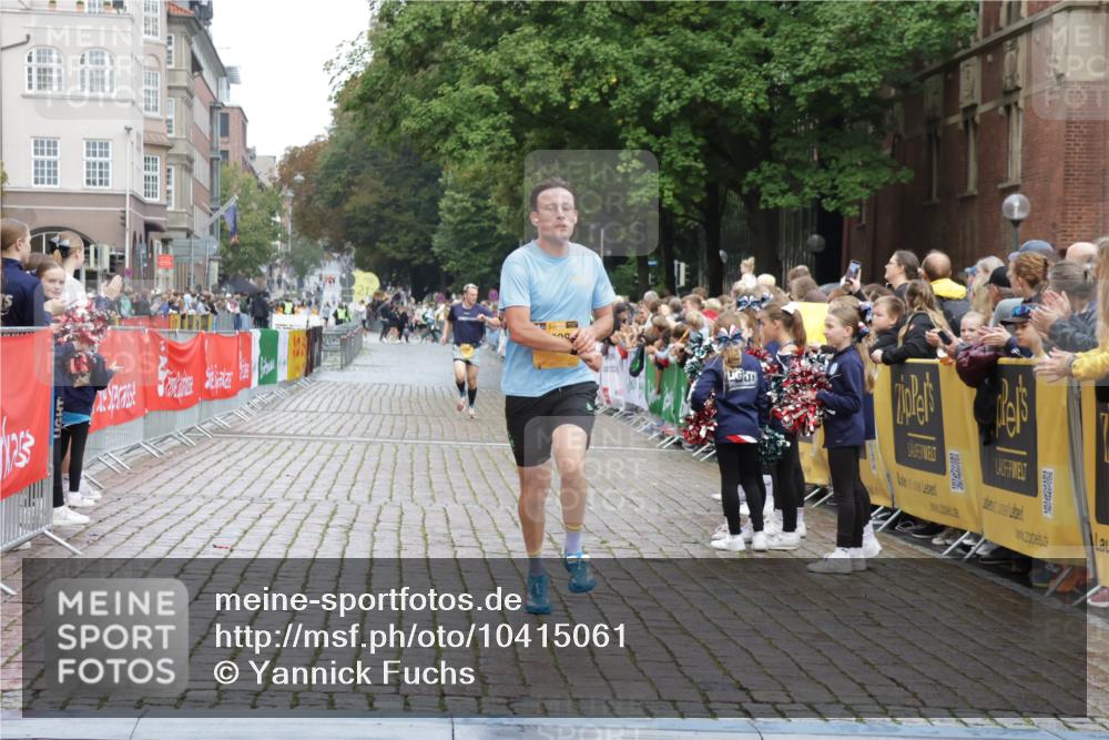 13.09.2026 - Kiel Lauf Yannick Fuchs http://msf.ph/oto/10415061 13.09.2026 09:35:22 Ziel 2761, 4638, 12832, 3168, 3766, 4361, 7414, 9380, 10461, 11719, 11904, 12484, 4589 meine-sportfotos.de