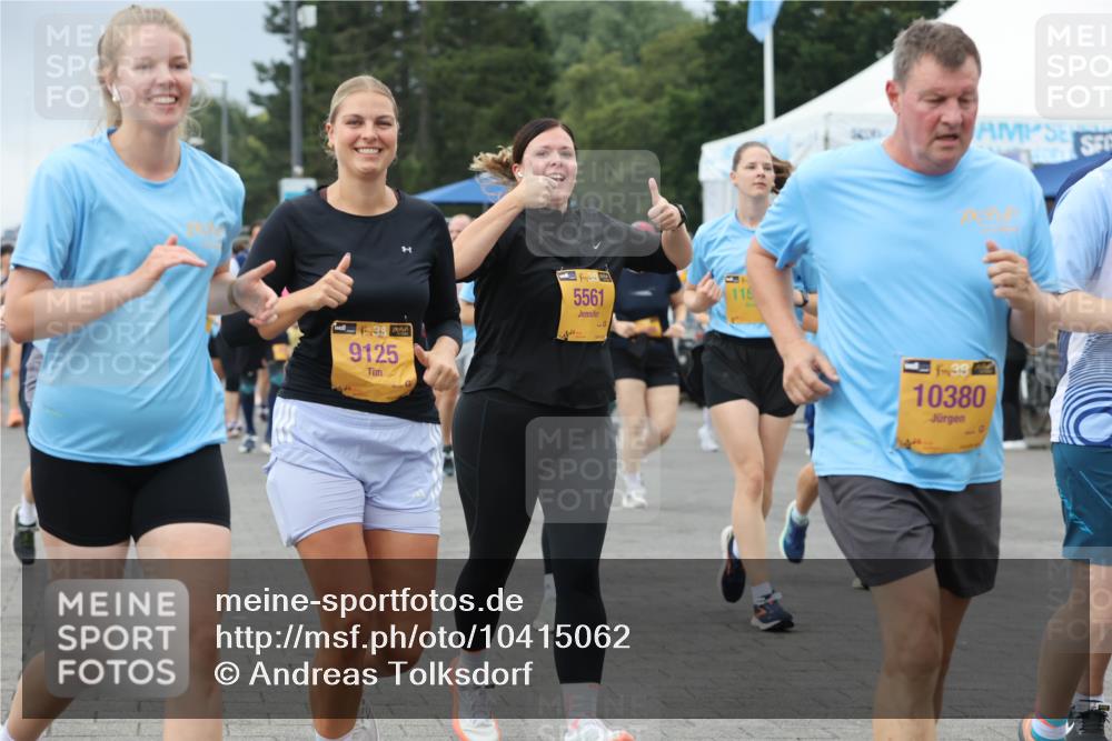 13.09.2026 - Kiel Lauf Andreas Tolksdorf http://msf.ph/oto/10415062 13.09.2026 10:06:09 Kiellinie 38, 9125, 5561, 39, 10380 meine-sportfotos.de