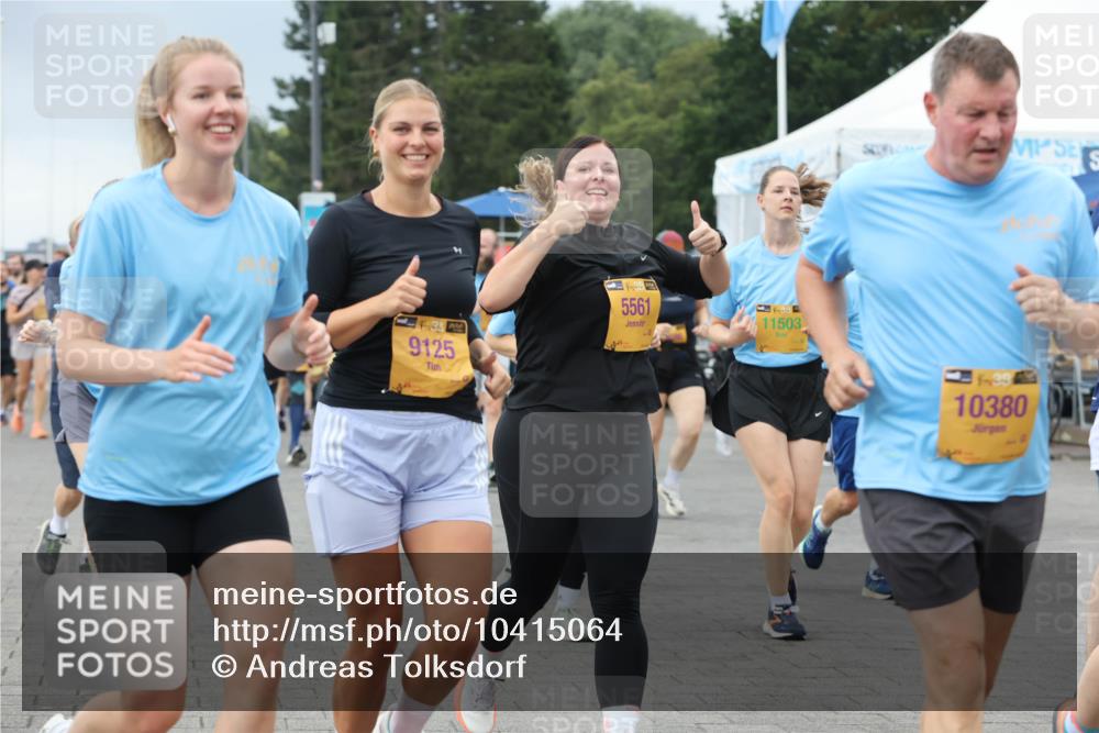 13.09.2026 - Kiel Lauf Andreas Tolksdorf http://msf.ph/oto/10415064 13.09.2026 10:06:09 Kiellinie 9125, 5561, 11503, 10380 meine-sportfotos.de