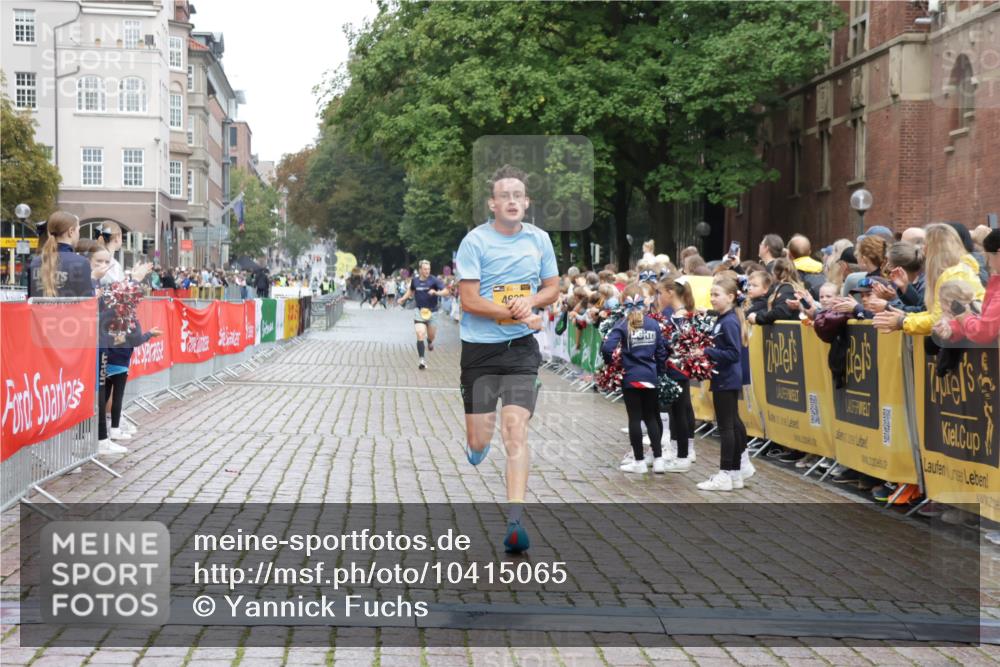 13.09.2026 - Kiel Lauf Yannick Fuchs http://msf.ph/oto/10415065 13.09.2026 09:35:22 Ziel 2761, 4638, 12832, 3168, 3766, 4361, 7414, 9380, 10461, 11719, 11904, 12484, 4589 meine-sportfotos.de