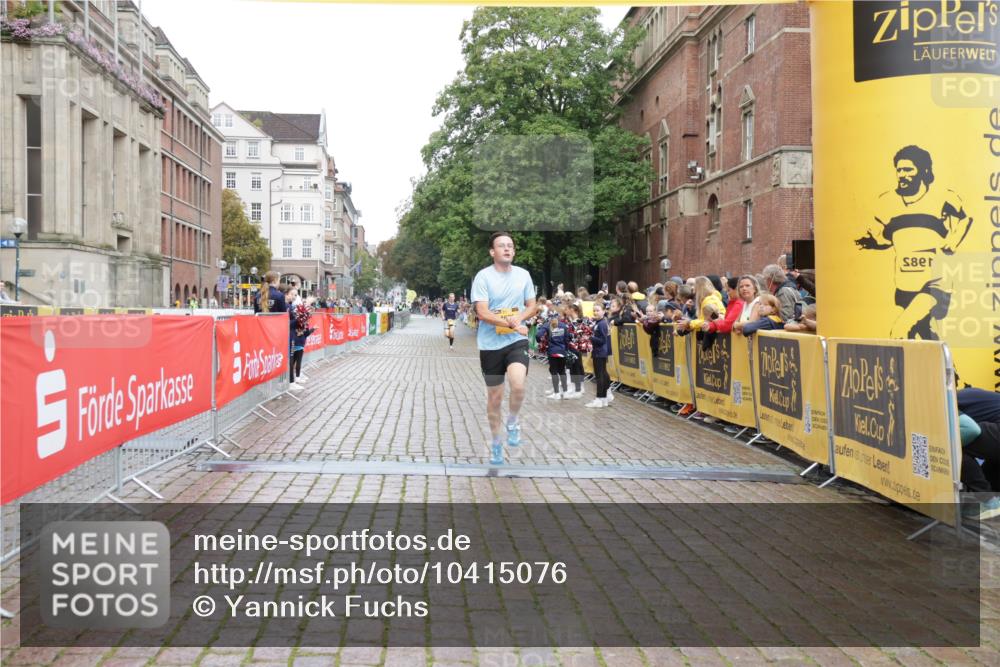 13.09.2026 - Kiel Lauf Yannick Fuchs http://msf.ph/oto/10415076 13.09.2026 09:35:23 Ziel 2761, 4589, 4638, 12832, 2761, 3168, 3766, 4361, 7414, 9380, 10461, 11719, 11904, 12484, 10461 meine-sportfotos.de