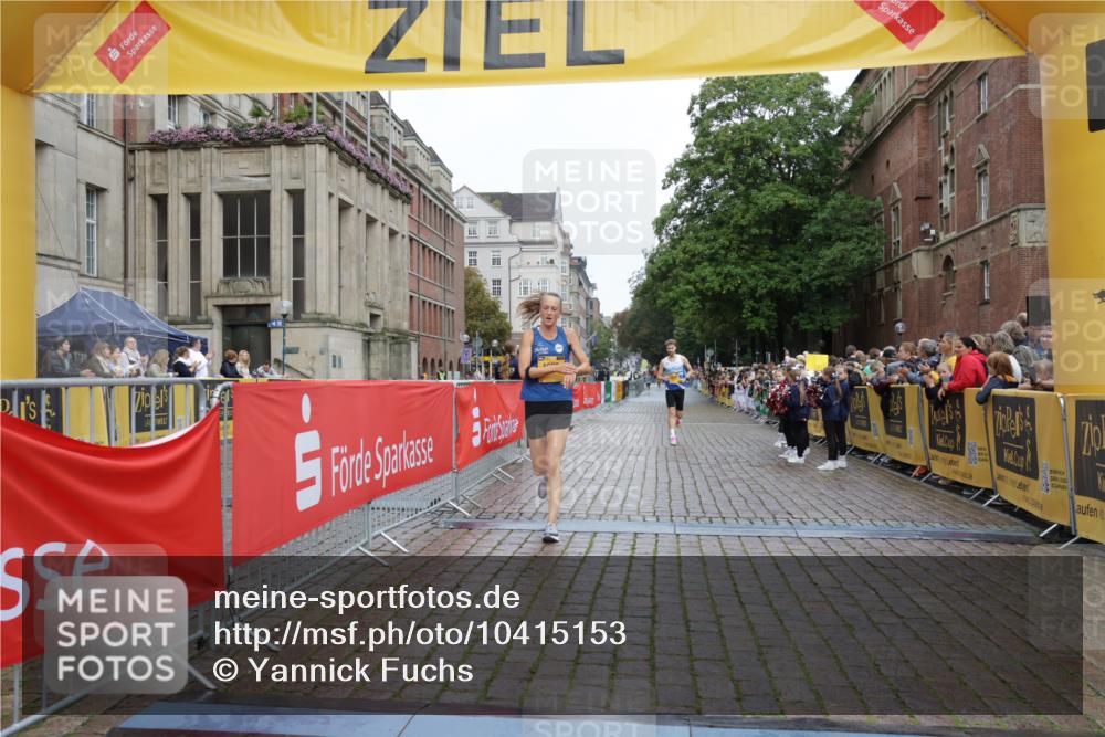13.09.2026 - Kiel Lauf Yannick Fuchs http://msf.ph/oto/10415153 13.09.2026 09:36:08 Ziel 3056, 5662, 7782, 9610, 391, 9630, 12726, 4589 meine-sportfotos.de