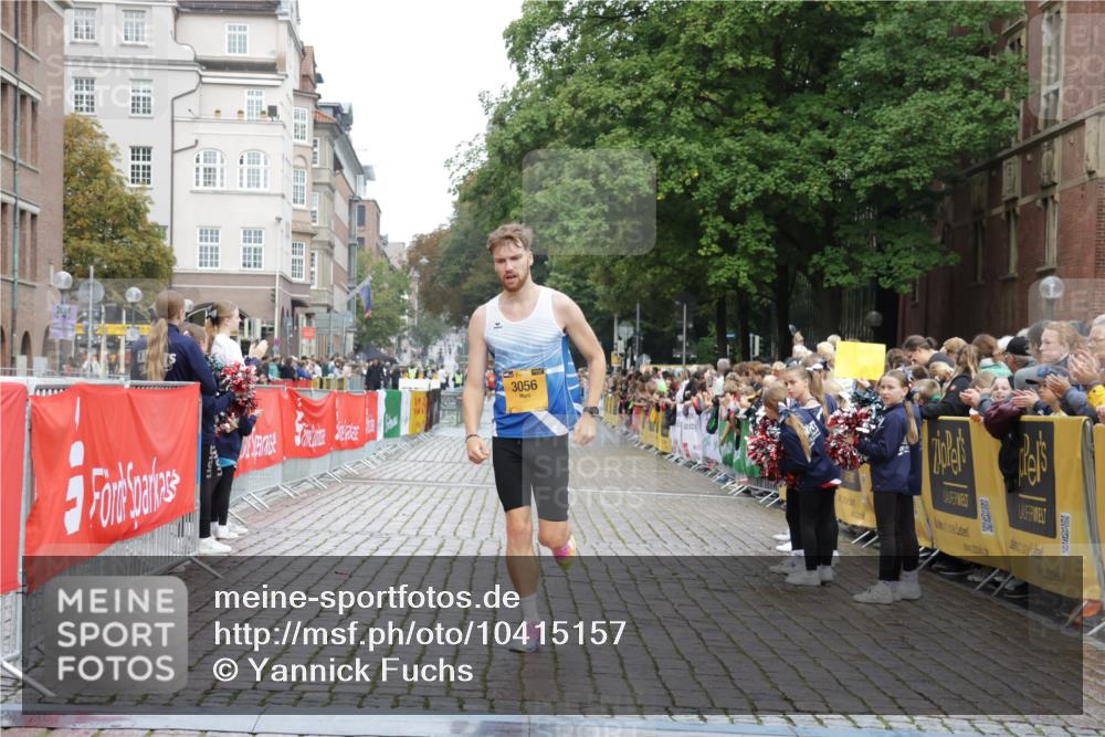 13.09.2026 - Kiel Lauf Yannick Fuchs http://msf.ph/oto/10415157 13.09.2026 09:36:10 Ziel 3056, 5662, 7782, 9610, 391, 9630, 12726, 4589 meine-sportfotos.de