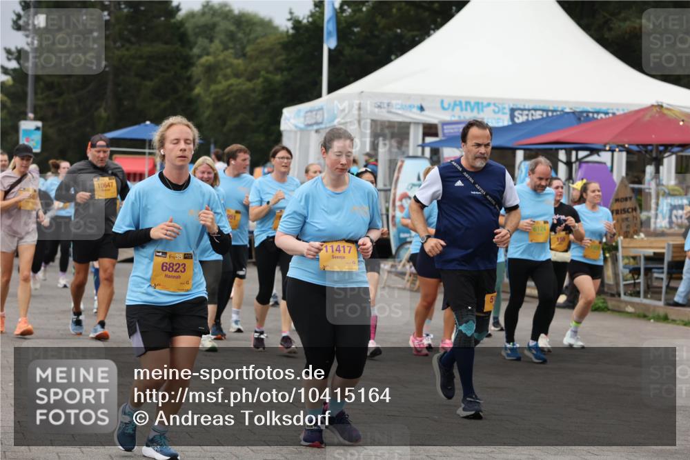 13.09.2026 - Kiel Lauf Andreas Tolksdorf http://msf.ph/oto/10415164 13.09.2026 10:06:15 Kiellinie 10647, 38, 6823, 11417, 51, 6124 meine-sportfotos.de