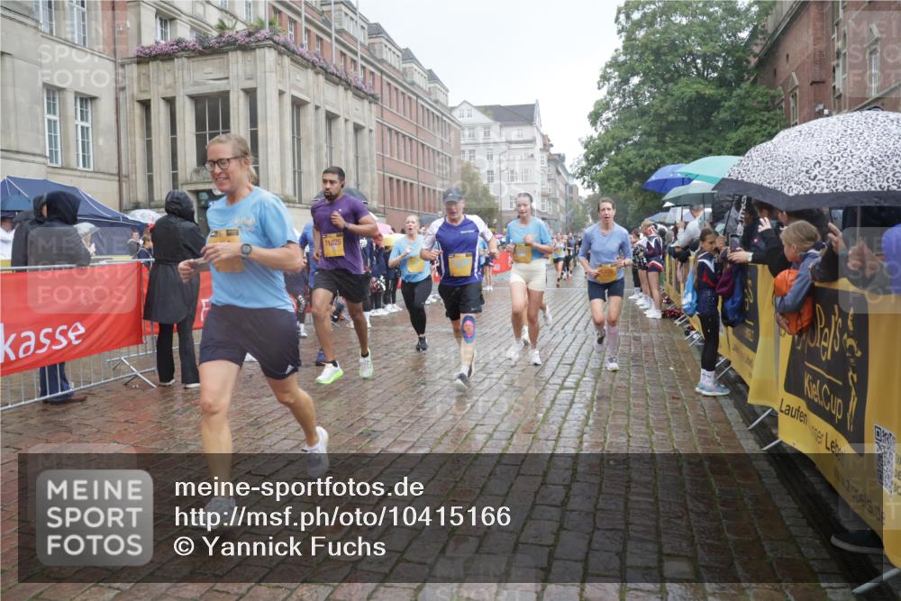 13.09.2026 - Kiel Lauf Yannick Fuchs http://msf.ph/oto/10415166 13.09.2026 10:47:06 Ziel 85, 111, 116, 404, 525, 816, 1107, 1169, 1563, 1674, 4014, 4147, 4380, 4789, 4894, 5089, 5424, 5914, 6742, 7040, 7089, 8238, 8364, 9044, 9048, 9200, 9453, 9536, 9675, 10197, 10340, 10508, 10657, 11343, 11441, 11560, 11561, 11730, 11773, 12584, 184, 189, 226, 898, 972, 1169, 1325, 1982, 2027, 2551, 2576, 2594, 2702, 2728, 3109, 3117, 3533, 3677, 3878, 3964, 4014, 4147, 4242, 4499, 4674, 5449, 5591, 5974, 6551, 6874, 6909, 7061, 8219, 8283, 8475, 8678, 8901, 9844, 9875, 10758 meine-sportfotos.de
