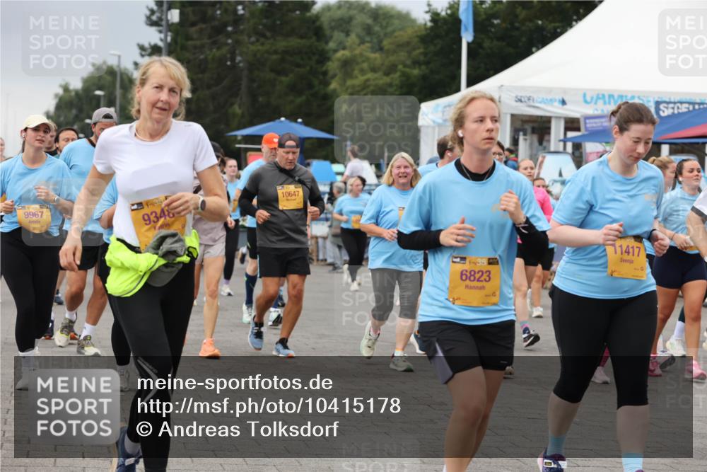 13.09.2026 - Kiel Lauf Andreas Tolksdorf http://msf.ph/oto/10415178 13.09.2026 10:06:16 Kiellinie 9967, 9348, 10647, 6823, 11417 meine-sportfotos.de